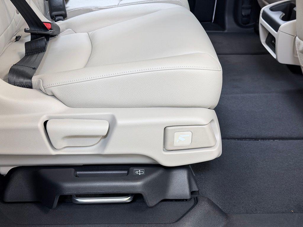 2026 Honda ODYSSEY EX-L thumbnail 30