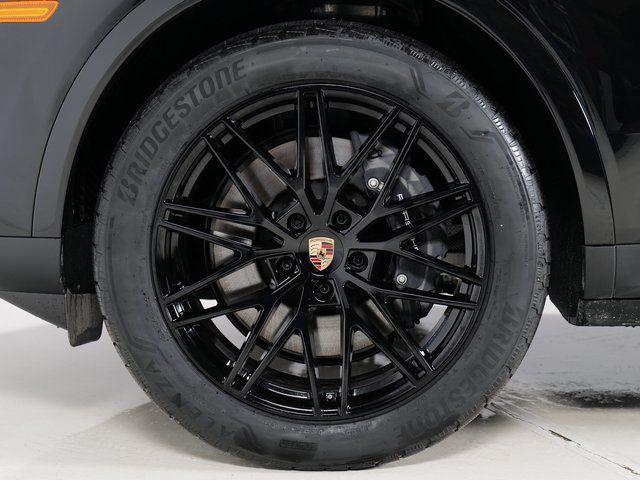 2026 Porsche CAYENNE — миниатюра 32