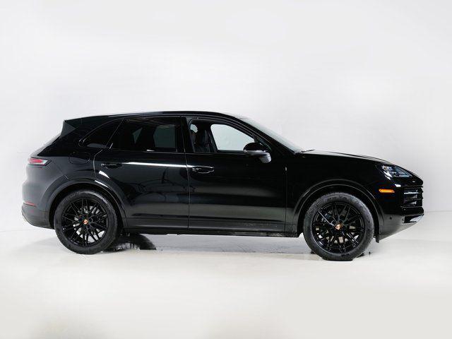 PORSCHE CAYENNE - 8