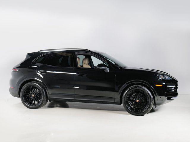 PORSCHE CAYENNE - 8