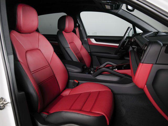 صورة مصغرة 11 لـ 2026 Porsche CAYENNE S