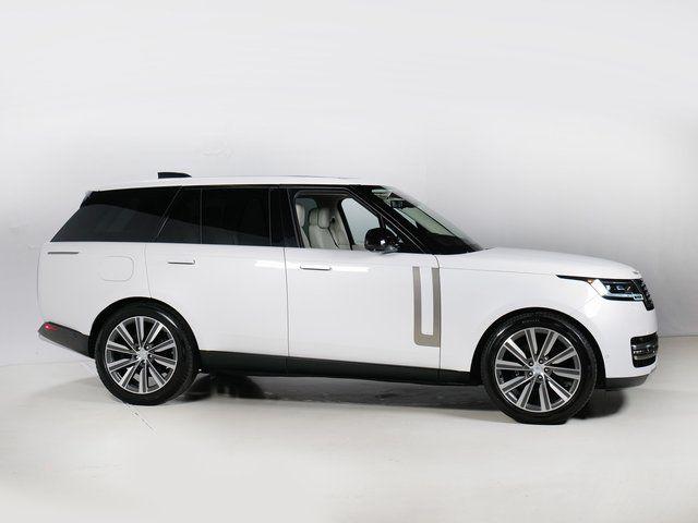 2023 LAND Rover RANGE ROVER P400 SE — фото 8