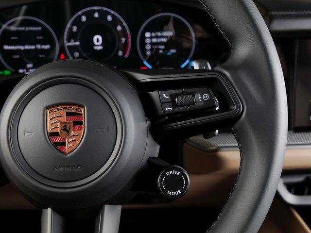 2026 Porsche CAYENNE — миниатюра 23