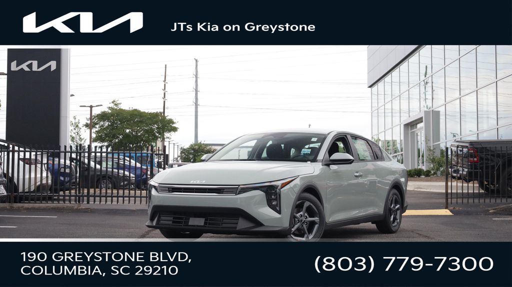 New 2026 Kia K4 LXS