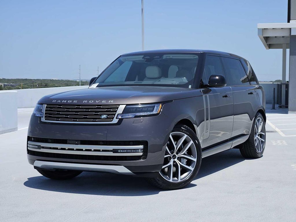 New 2026 Land Rover Range Rover P530 SE 7 Seat