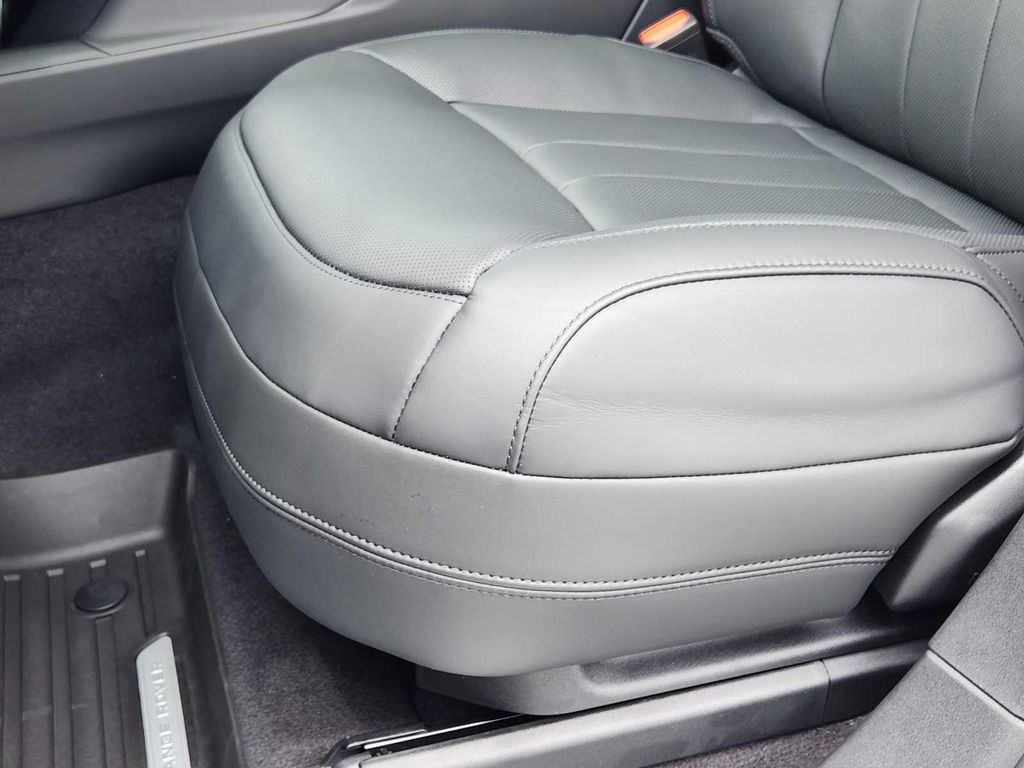صورة مصغرة 22 لـ 2026 LAND Rover RANGE ROVER SPORT SE