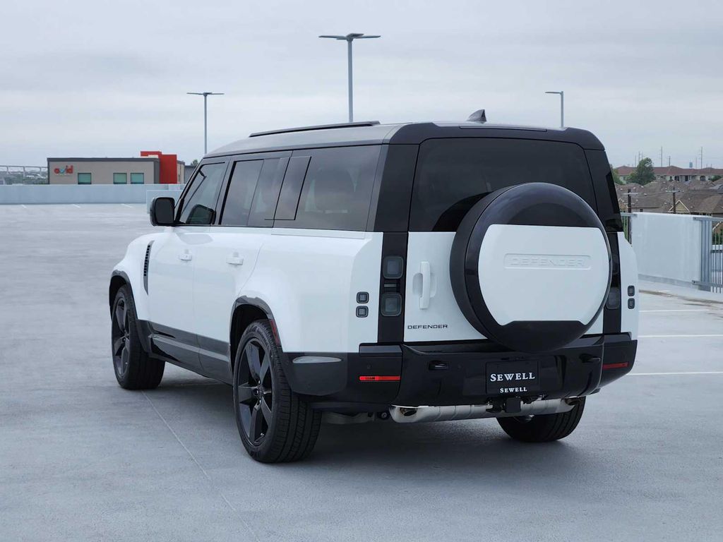 2026 LAND Rover DEFENDER P400 X-DYNAMIC SE — фото 7