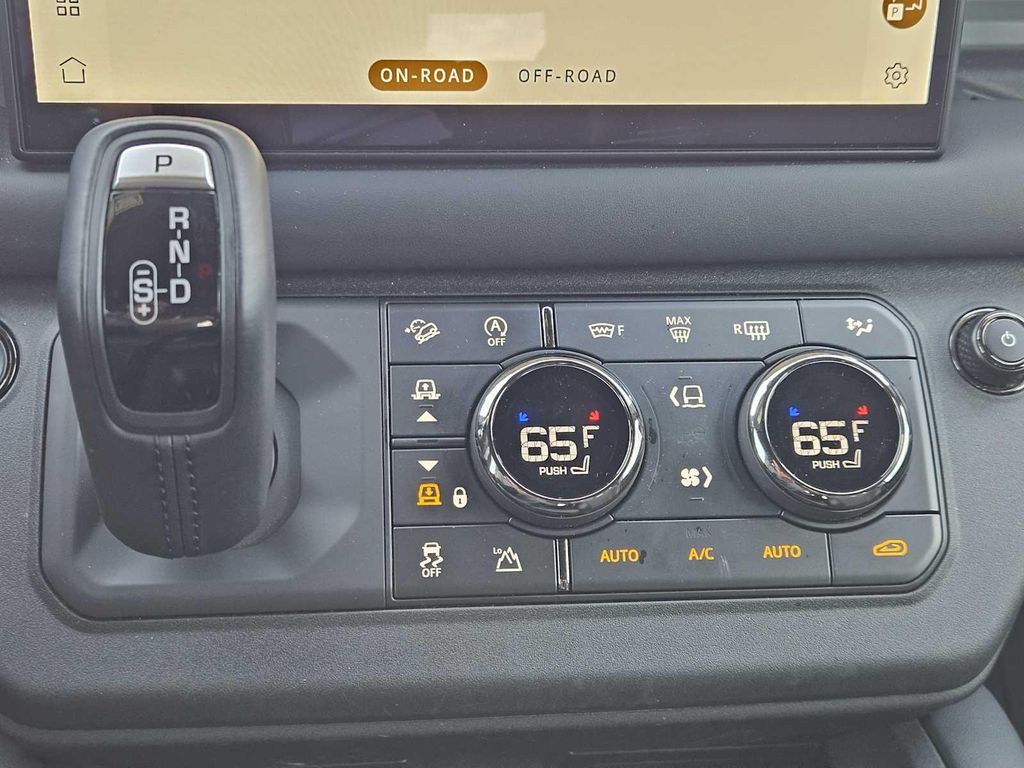 2025 LAND Rover DEFENDER P635 OCTA 照片 18