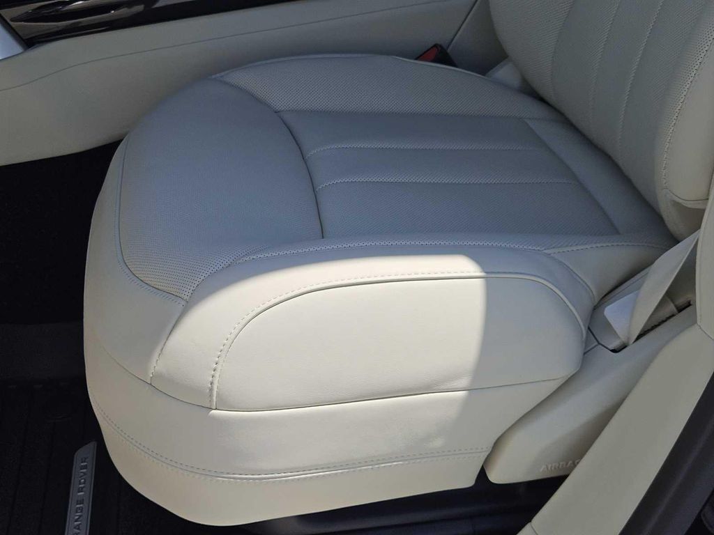 2026 LAND Rover RANGE ROVER P400 SE 7 SEAT — миниатюра 23