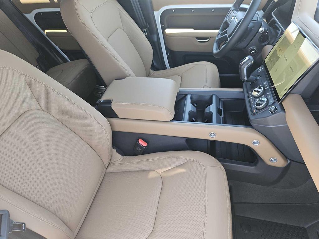 صورة مصغرة 13 لـ 2026 LAND Rover DEFENDER P400 X-DYNAMIC SE