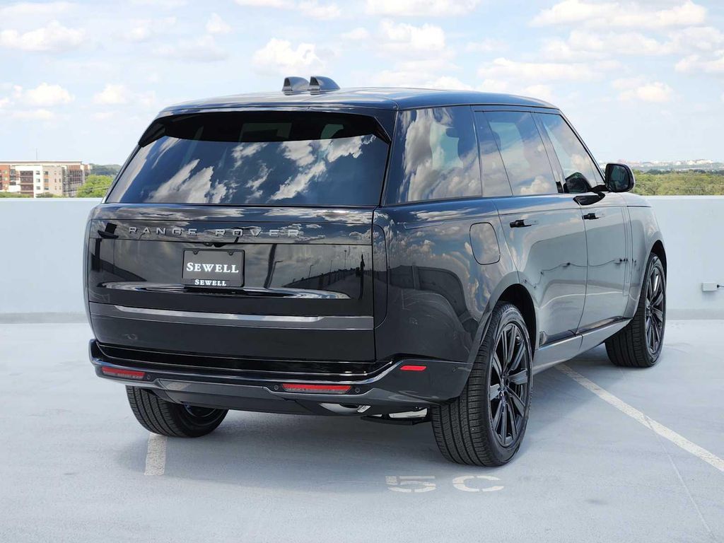 صورة 7 لـ 2026 LAND Rover RANGE ROVER P400 SE 7 SEAT