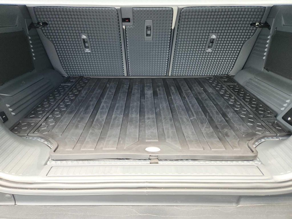 صورة مصغرة 32 لـ 2026 LAND Rover DEFENDER P500 X-DYNAMIC SE