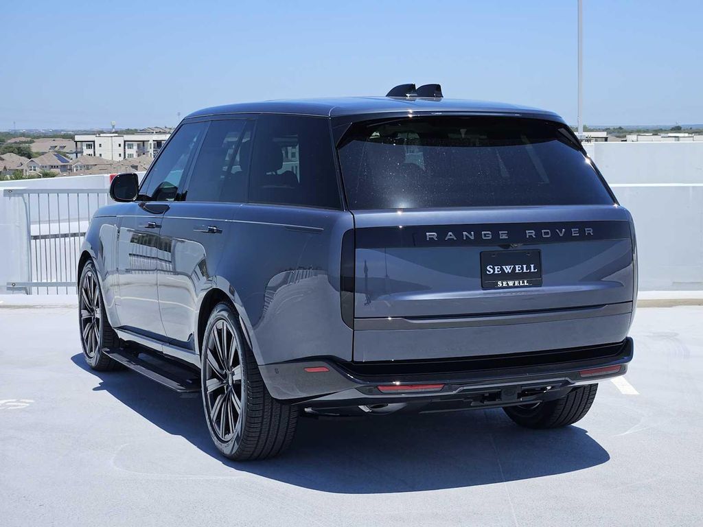 صورة 7 لـ 2026 LAND Rover RANGE ROVER P400 SE