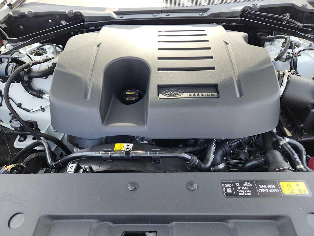صورة مصغرة 32 لـ 2026 LAND Rover DEFENDER P400 X-DYNAMIC SE