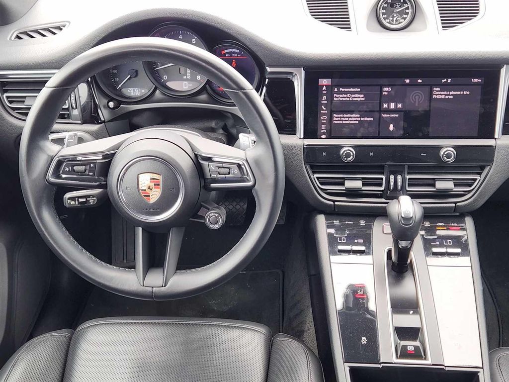 2023 Porsche MACAN MACAN T — миниатюра 23