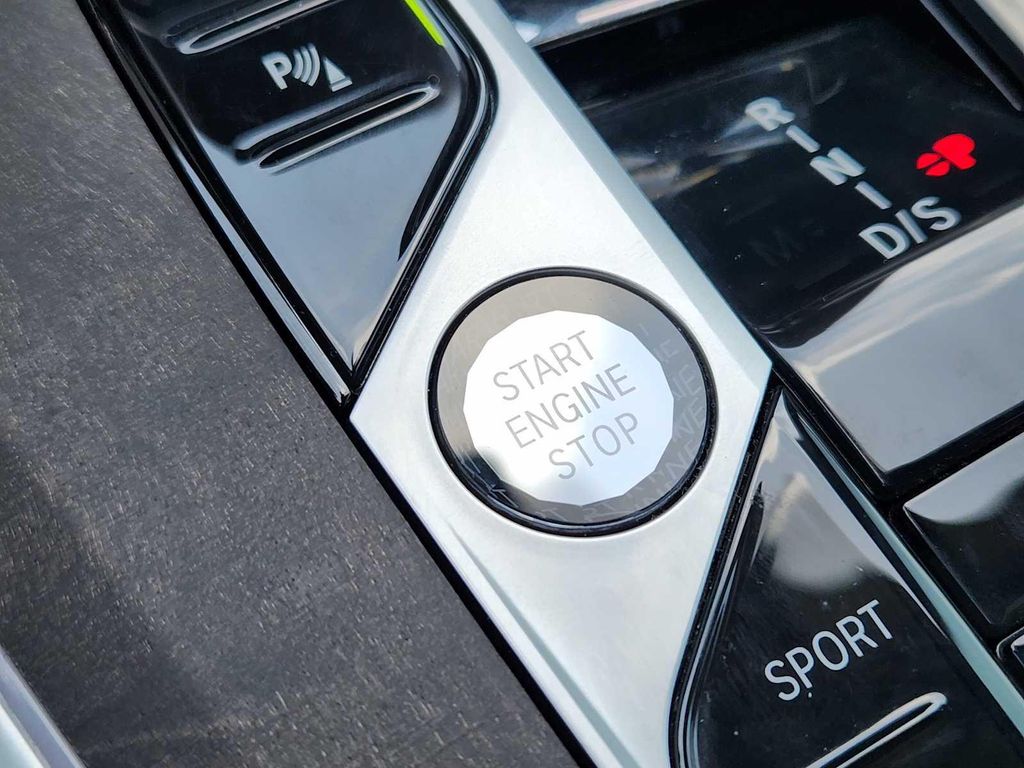 2024 BMW X5 M60I 缩略图 20