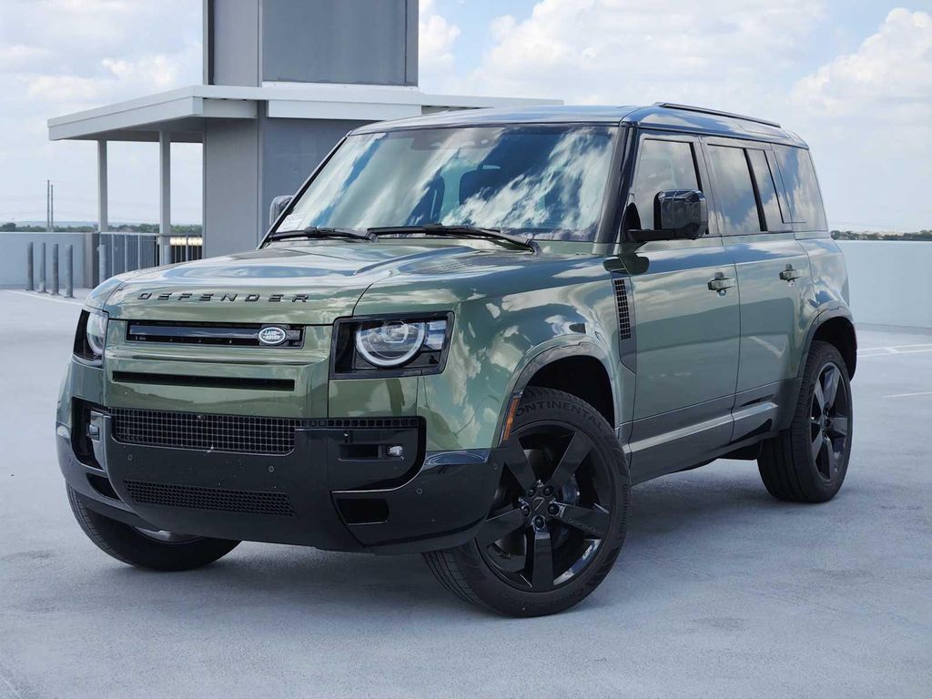 New 2026 Land Rover Defender P400 X-Dynamic SE