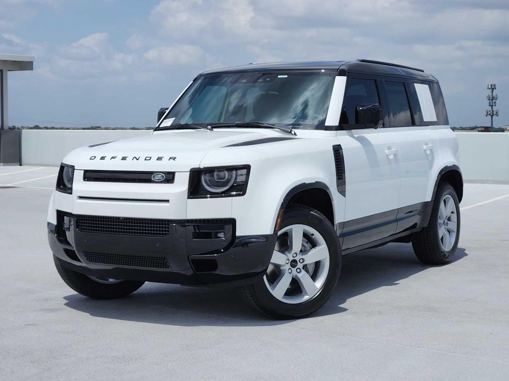 New 2026 Land Rover Defender P400 X-Dynamic SE