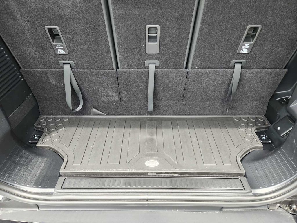2026 LAND Rover DEFENDER P400 X-DYNAMIC SE 缩略图 32