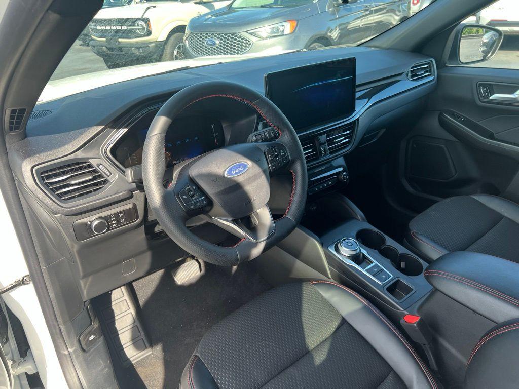 صورة مصغرة 26 لـ 2025 FORD ESCAPE ST-LINE