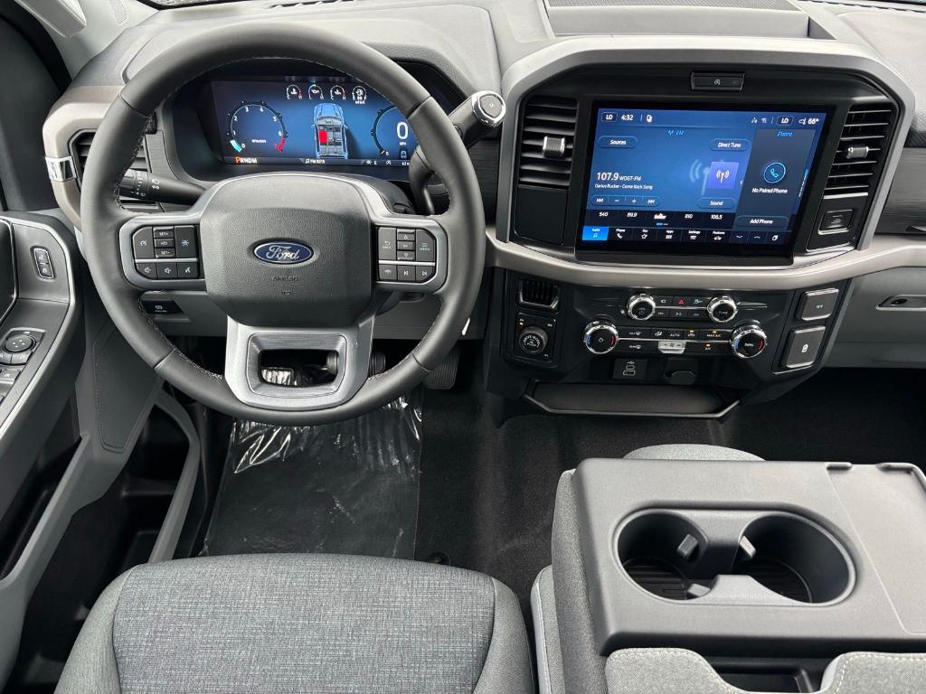 FORD F-150 XLT - 4