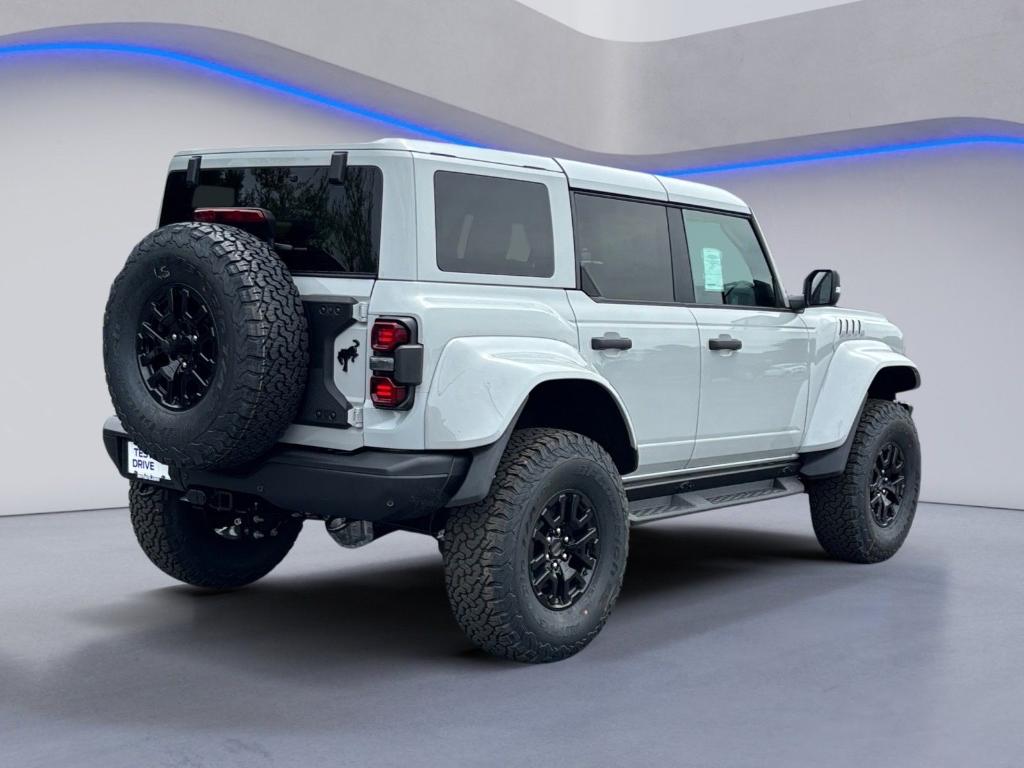 FORD BRONCO - 10