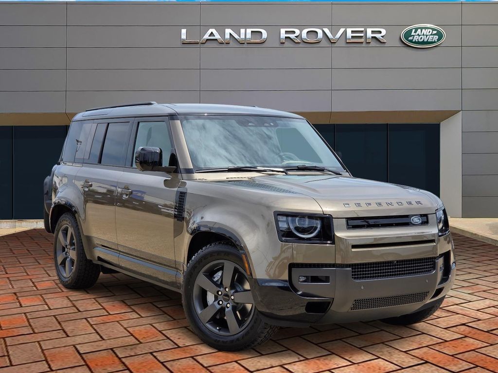 New 2026 Land Rover Defender P400 X-Dynamic SE