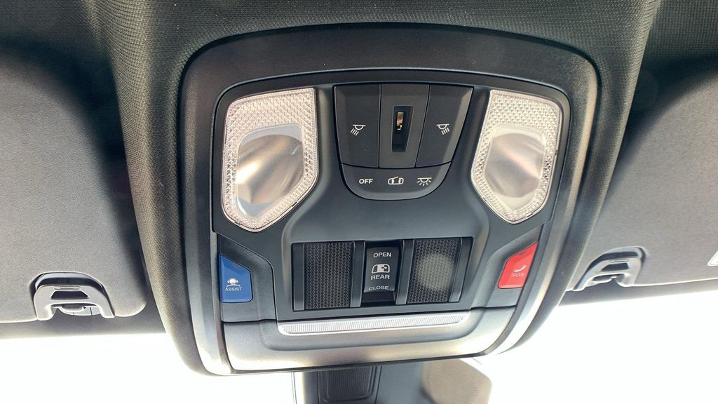 2026 RAM 1500 EXPRESS — миниатюра 21