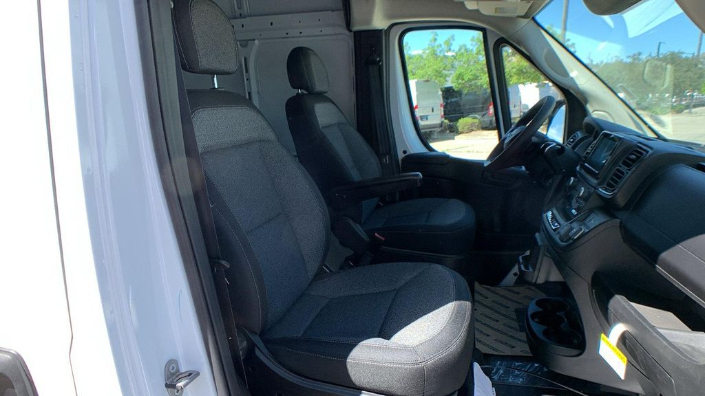 2026 RAM PROMASTER 2500 TRADESMAN thumbnail 22