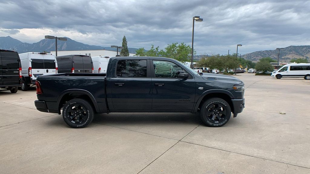 2026 RAM 1500 BIG HORN/LONE STAR — миниатюра 6