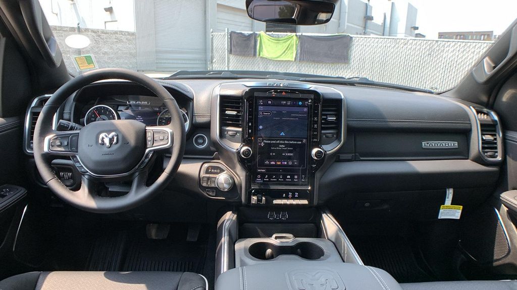 2026 RAM 1500 LARAMIE 缩略图 22