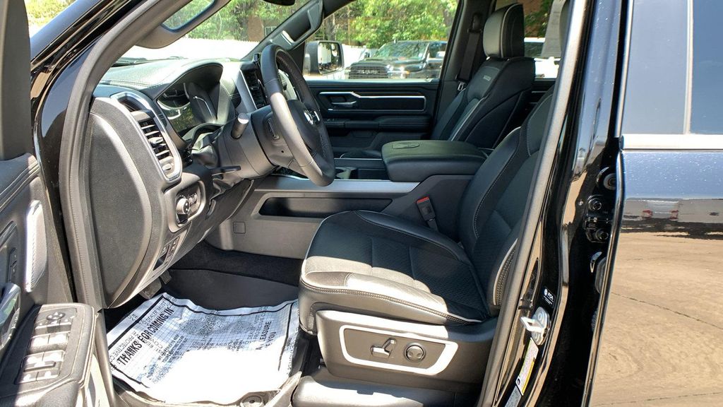 2025 RAM 1500 LARAMIE 缩略图 11