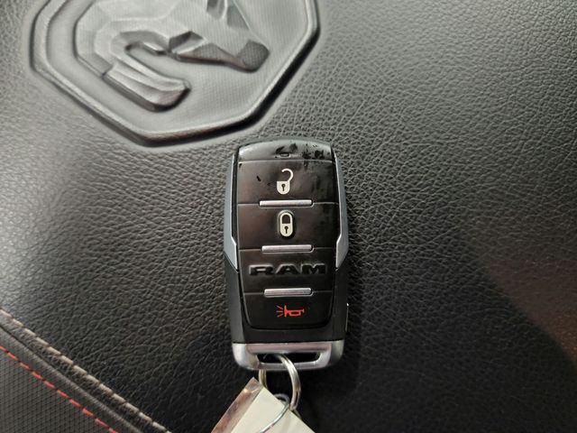 صورة مصغرة 32 لـ 2023 RAM 1500 REBEL