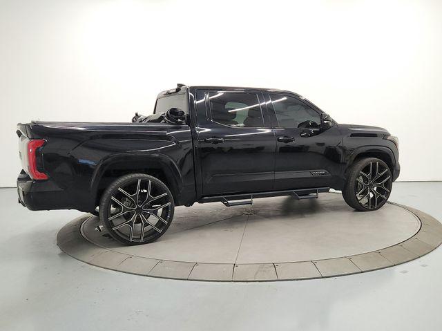 TOYOTA TUNDRA - 8