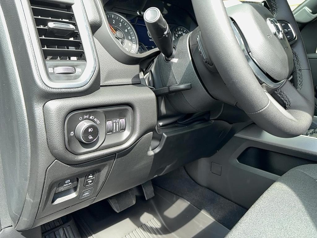 2026 RAM 1500 BIG HORN — миниатюра 30