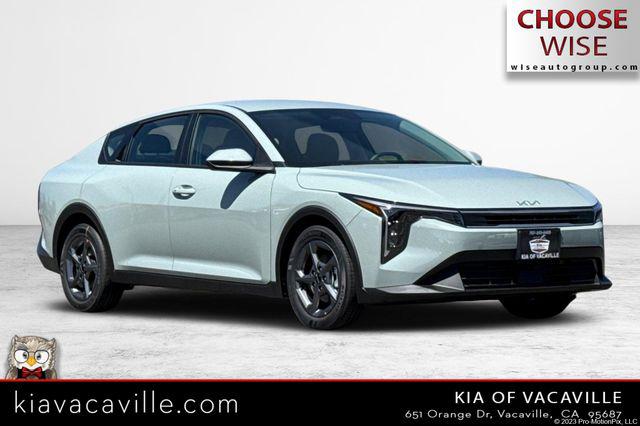 New 2026 Kia K4 LXS