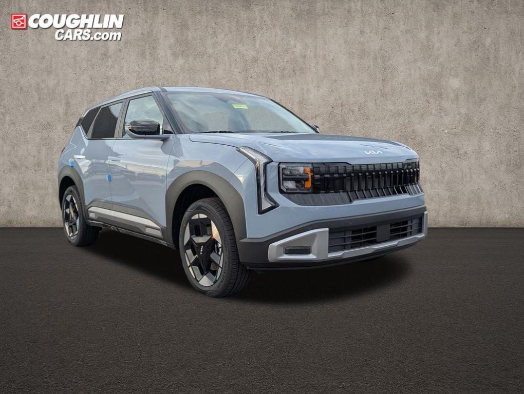 New 2027 Kia Seltos S
