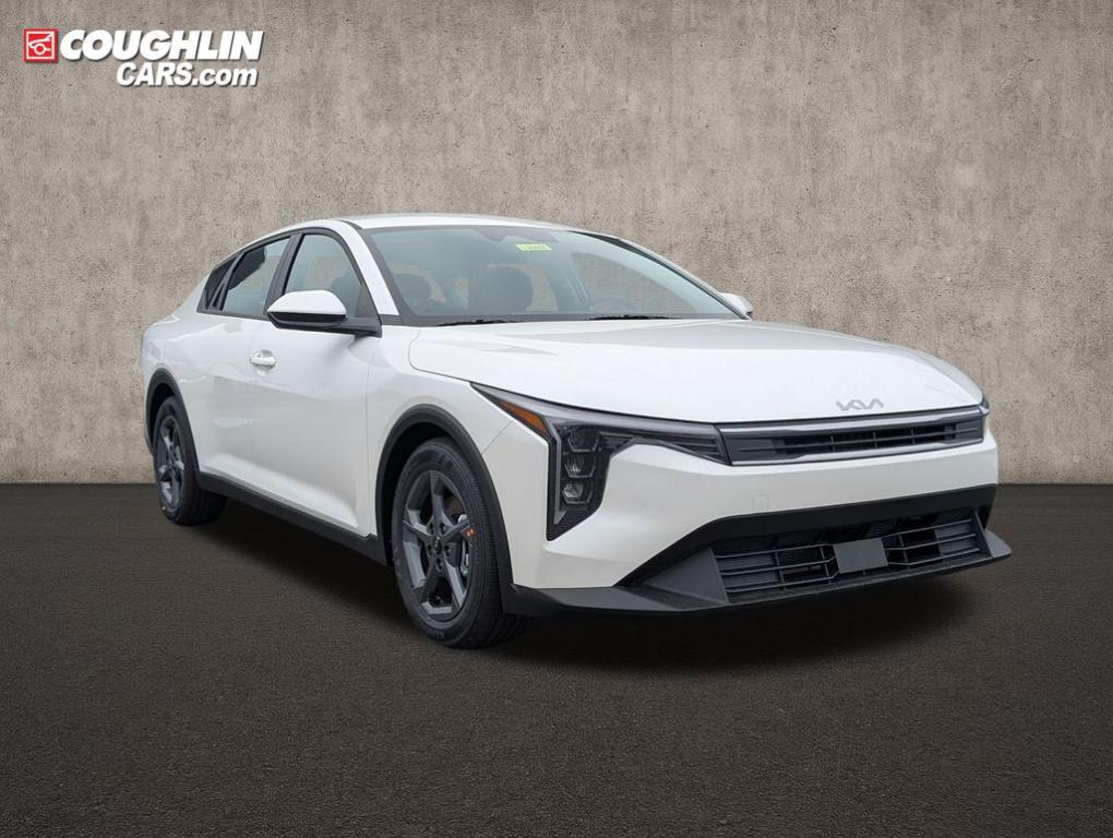 New 2026 Kia K4 LXS
