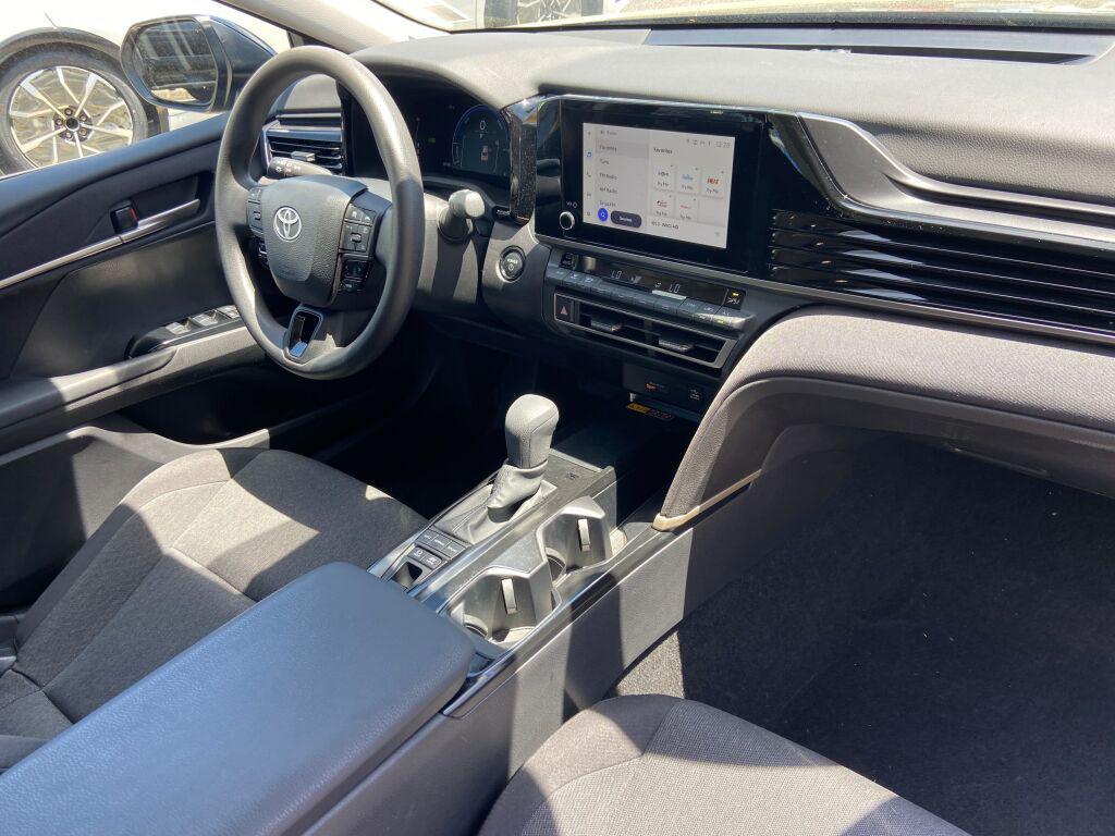 2026 Toyota CAMRY LE — миниатюра 25