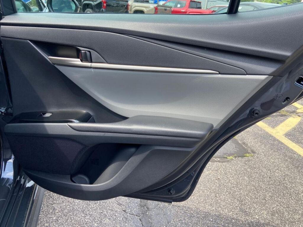 2026 Toyota CAMRY SE 缩略图 29