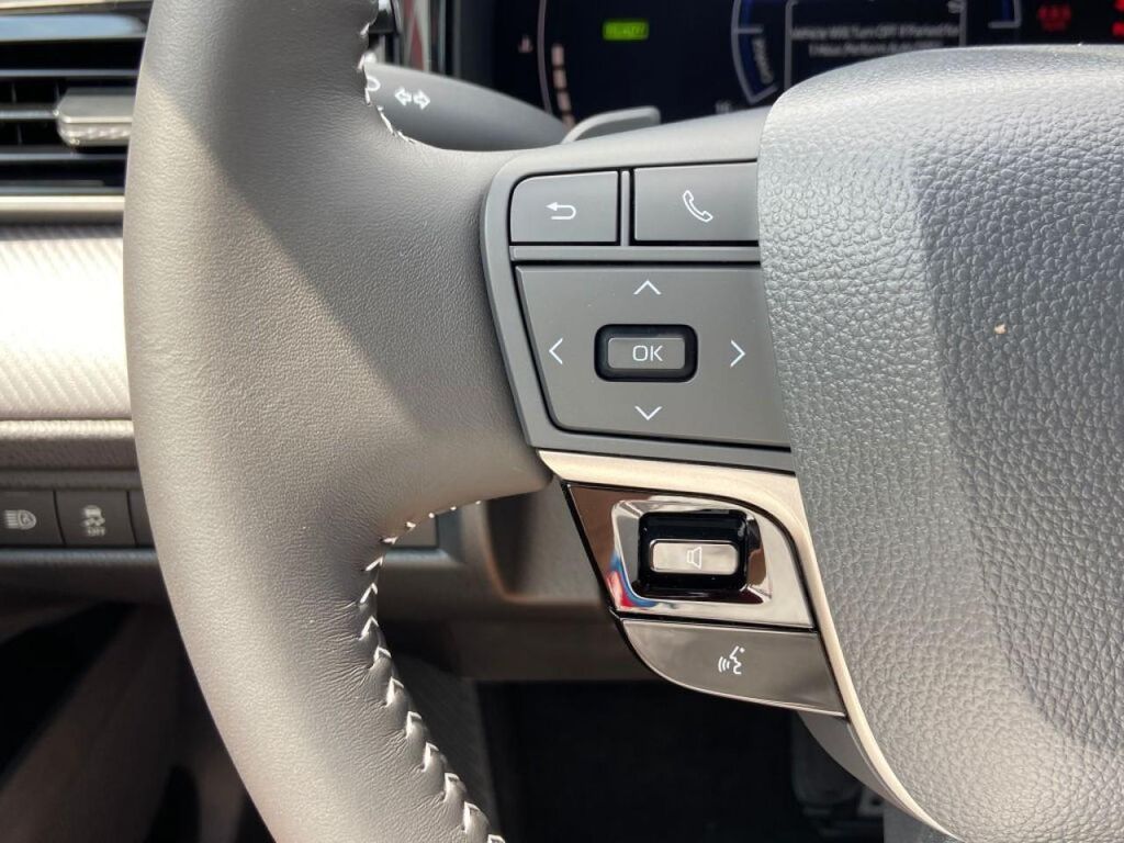 2026 Toyota CAMRY SE 缩略图 17