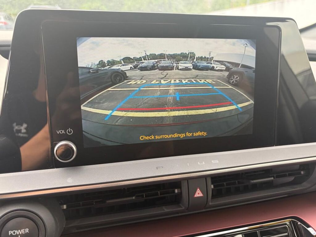 2024 Toyota PRIUS PRIME SE 缩略图 18