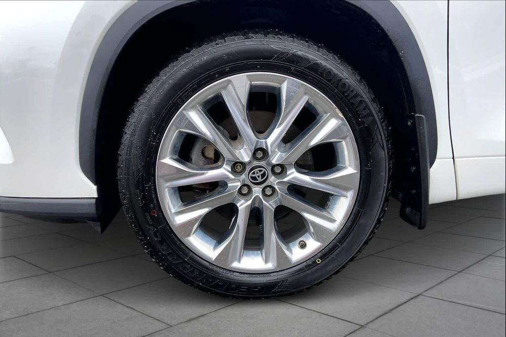 TOYOTA HIGHLANDER - 10