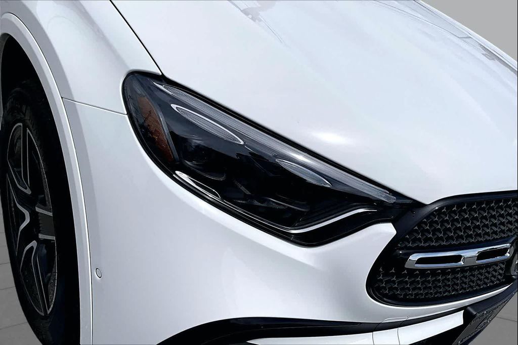 صورة مصغرة 26 لـ 2026 Mercedes-BENZ GLC