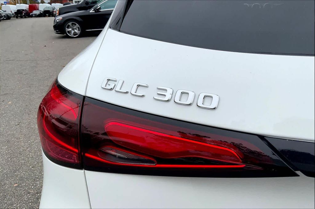 MERCEDES-BENZ GLC-CLASS - 7