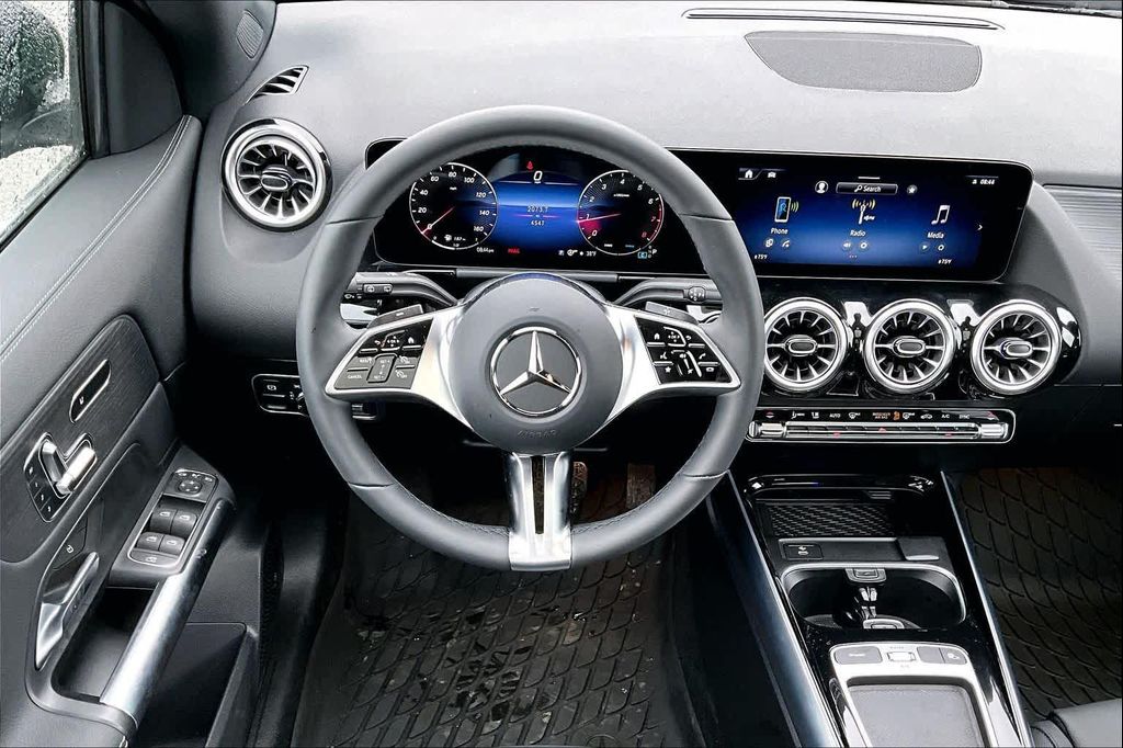 MERCEDES-BENZ GLA-CLASS - 6