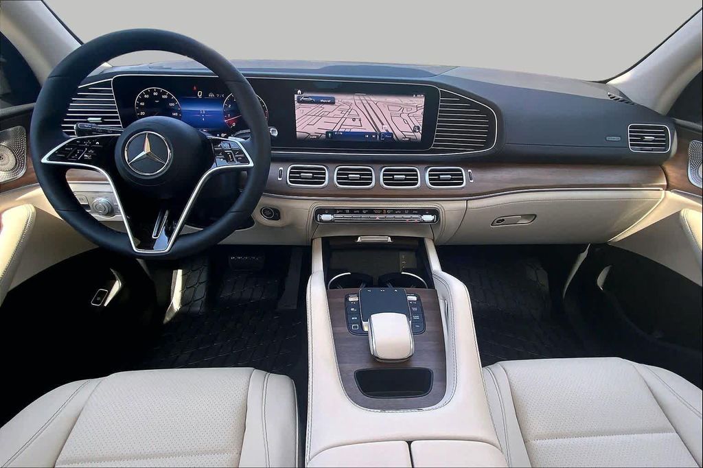 2026 Mercedes-BENZ GLE 照片 8