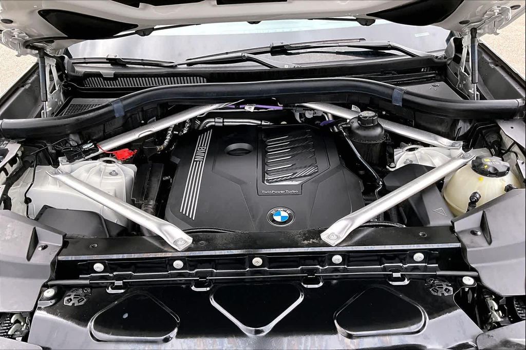 صورة مصغرة 29 لـ 2023 BMW X5 XDRIVE40I