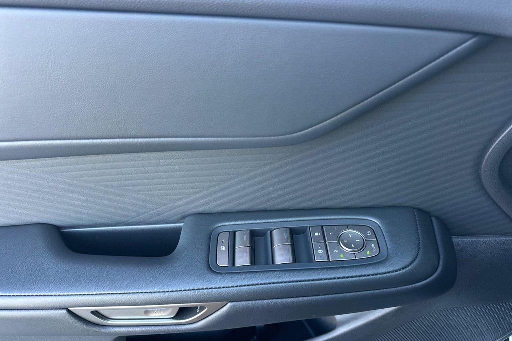 2026 Lexus ES 350E PREMIUM — фото 8