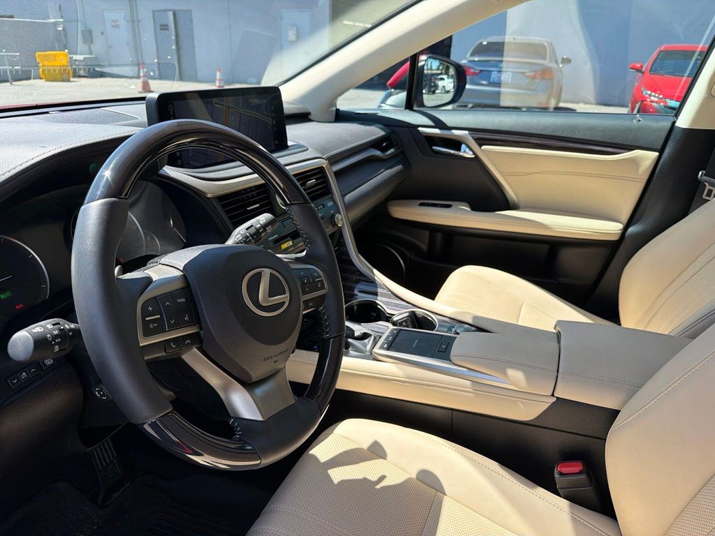 2021 Lexus RX 450H BASE — фото 5